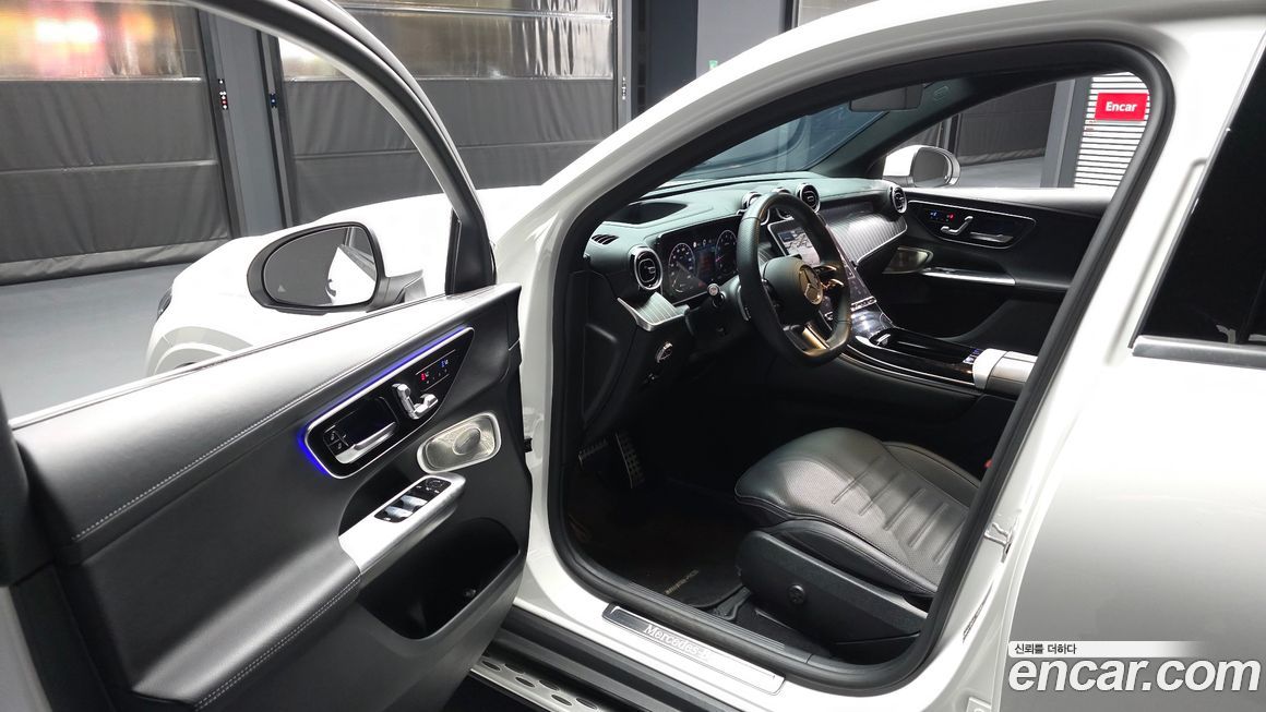 Mercedes-Benz GLC-Class 2024