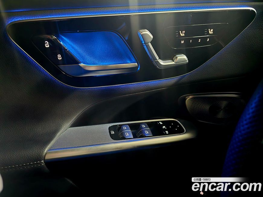 Mercedes-Benz GLC-Class 2024