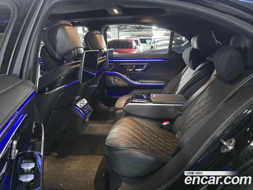 Mercedes-Benz S-Class 2021