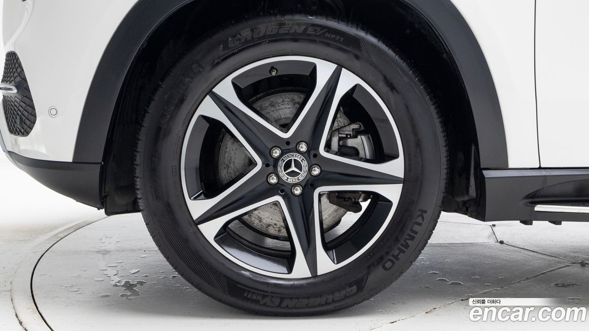 Mercedes-Benz GLE-Class 2021