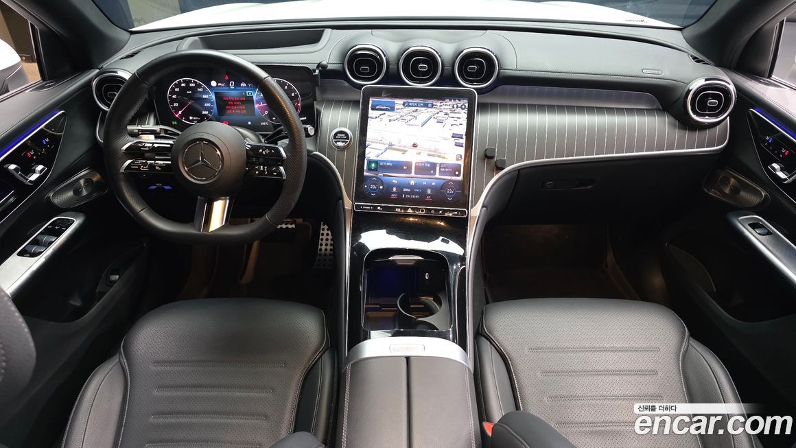 Mercedes-Benz GLC-Class 2024