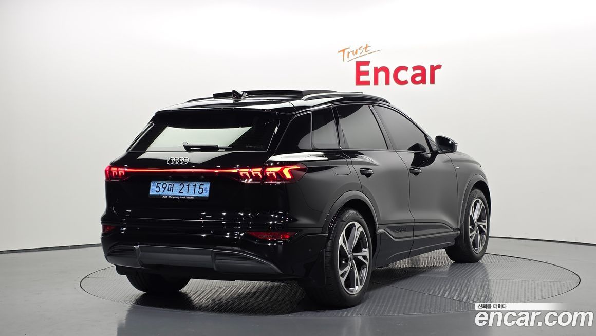 Audi Q6 e-tron 2025