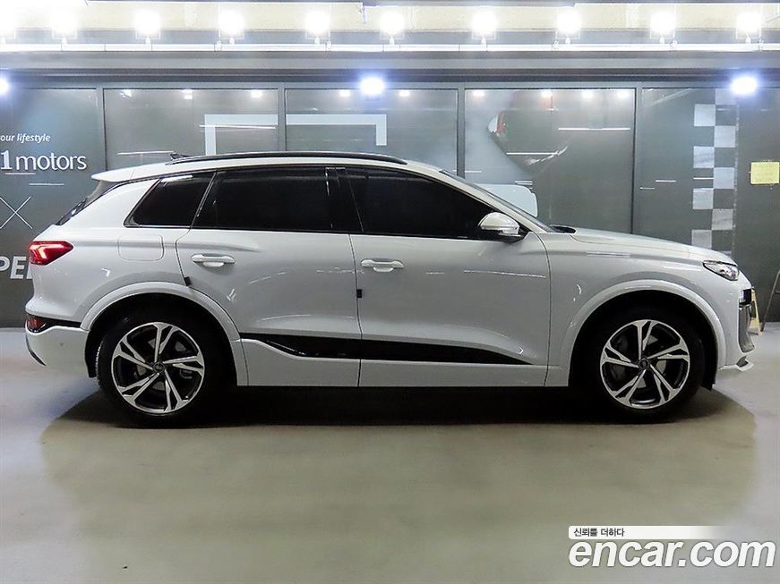 Audi Q6 e-tron 2025