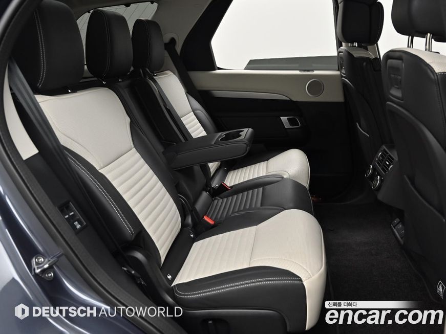 Land Rover Discovery 2025