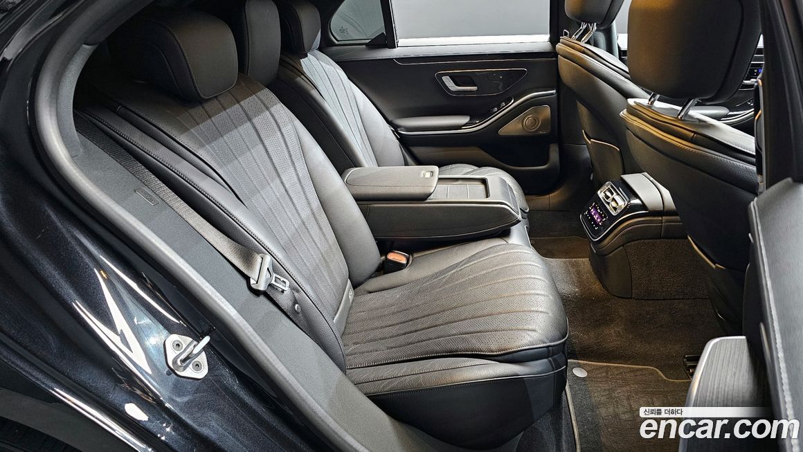 Mercedes-Benz S-Class 2022