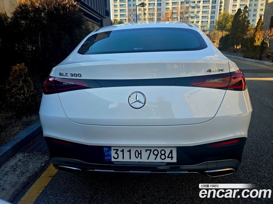 Mercedes-Benz GLC-Class 2024