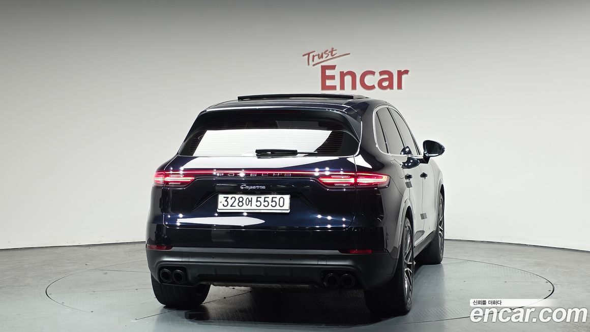 Porsche Cayenne 2021