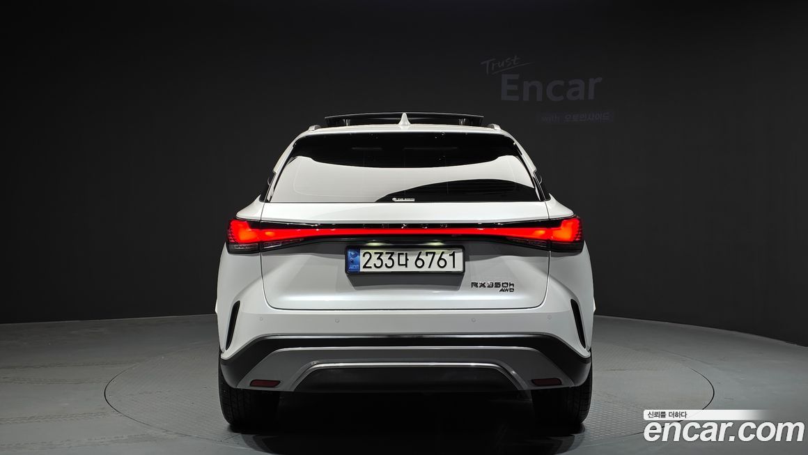 Lexus RX 2024