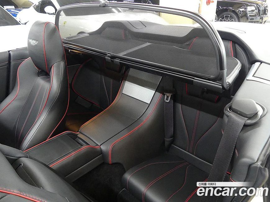 Astonmartin DB9 2015