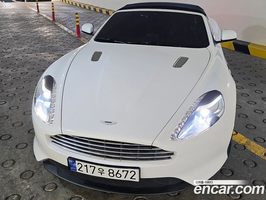 Astonmartin DB9 2015