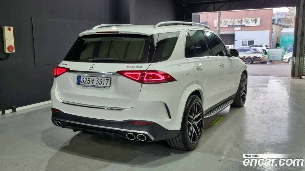 Mercedes-Benz GLE-Class 2023