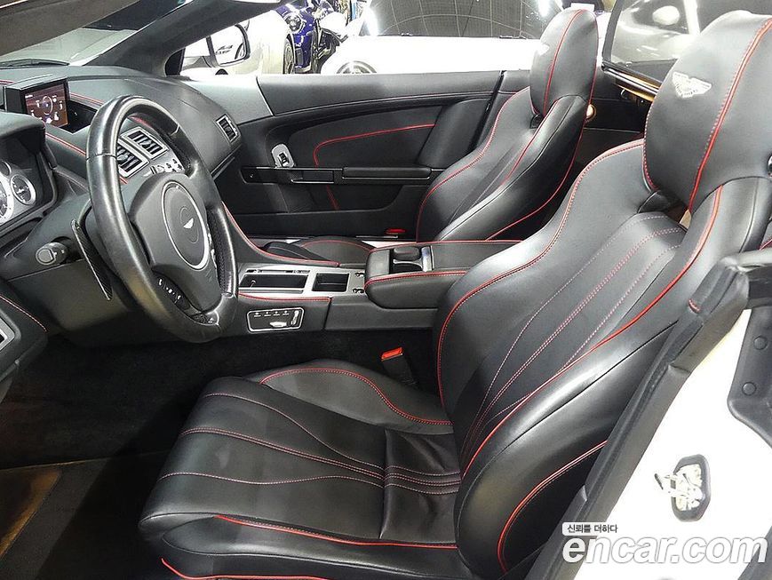 Astonmartin DB9 2015