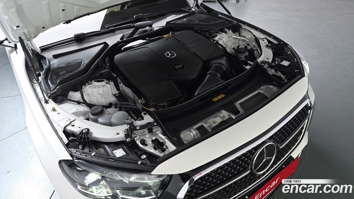 Mercedes-Benz E-Class 2025