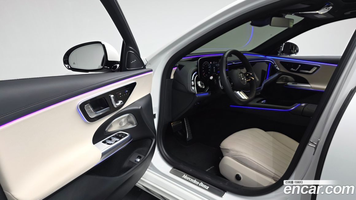 Mercedes-Benz E-Class 2025