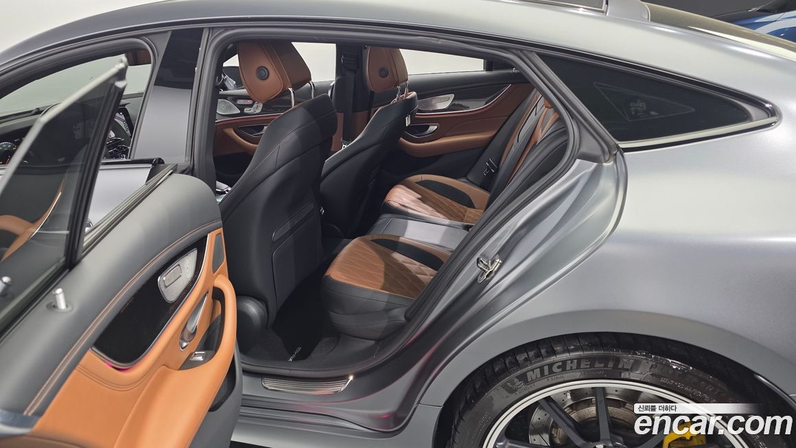 Mercedes-Benz AMG GT 2023