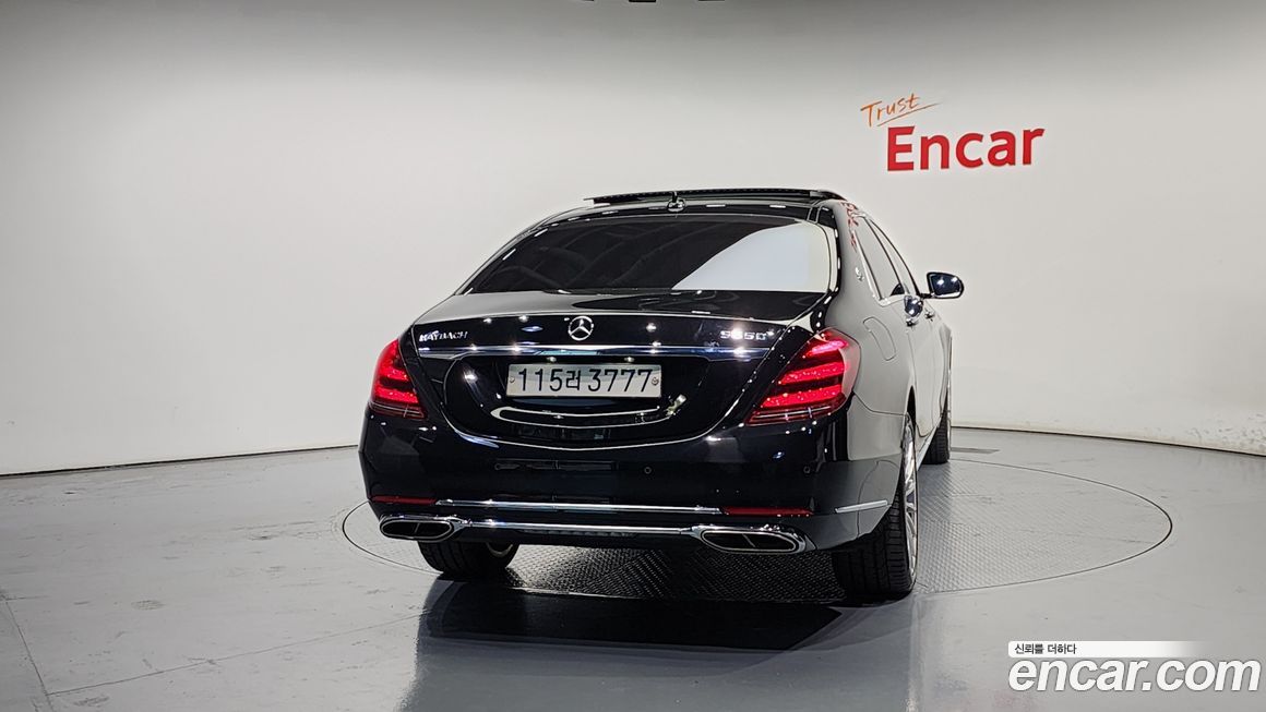 Mercedes-Benz S-Class 2020