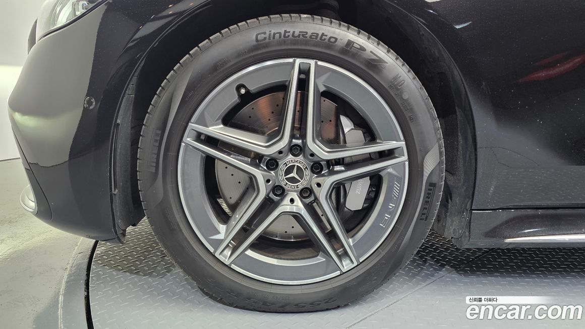 Mercedes-Benz S-Class 2022