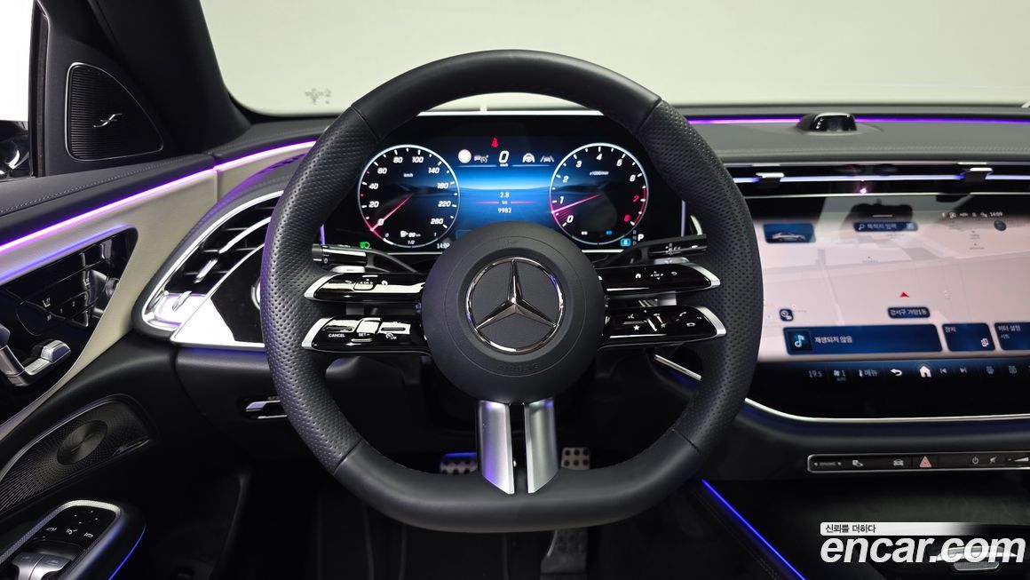 Mercedes-Benz E-Class 2025