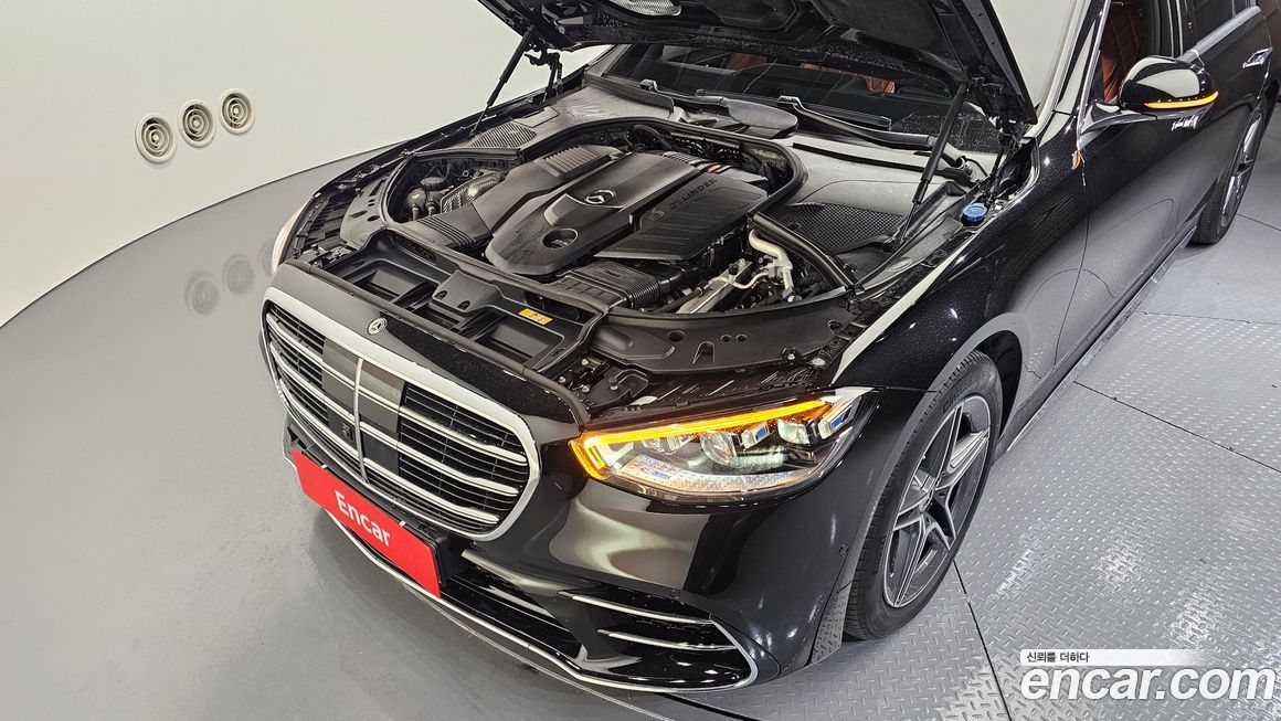 Mercedes-Benz S-Class 2022