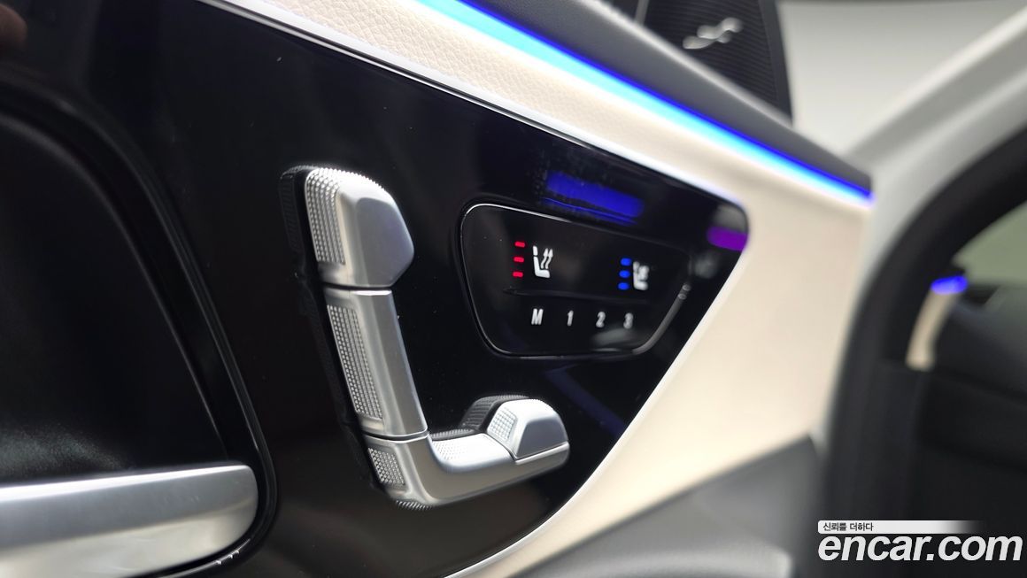 Mercedes-Benz E-Class 2025