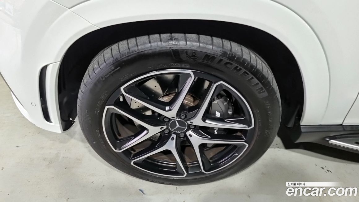 Mercedes-Benz GLE-Class 2023