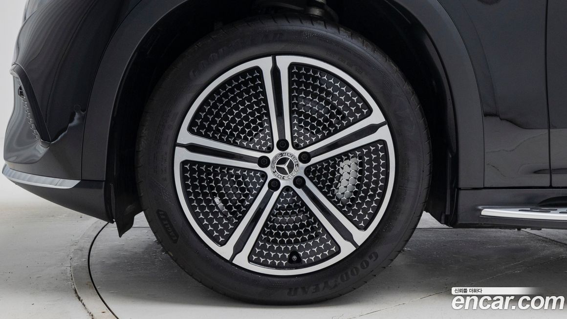 Mercedes-Benz EQS 2024