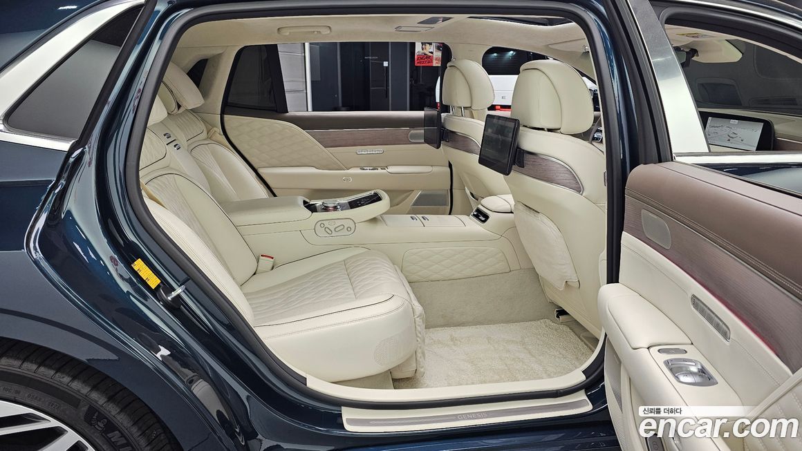 Genesis G90 2024
