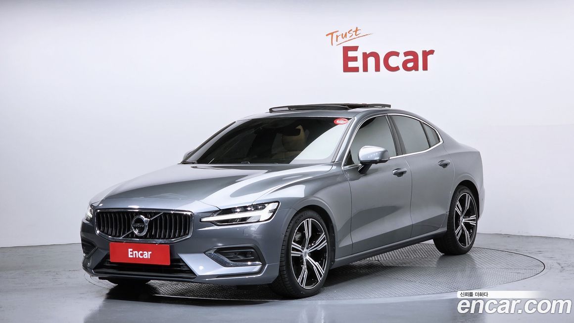 Volvo S60 2021