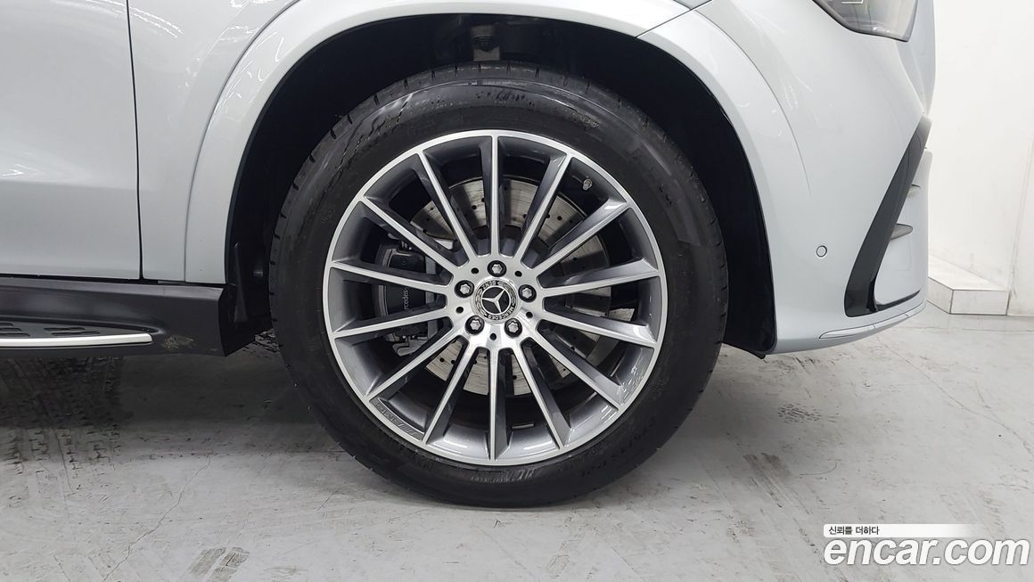 Mercedes-Benz GLE-Class 2025