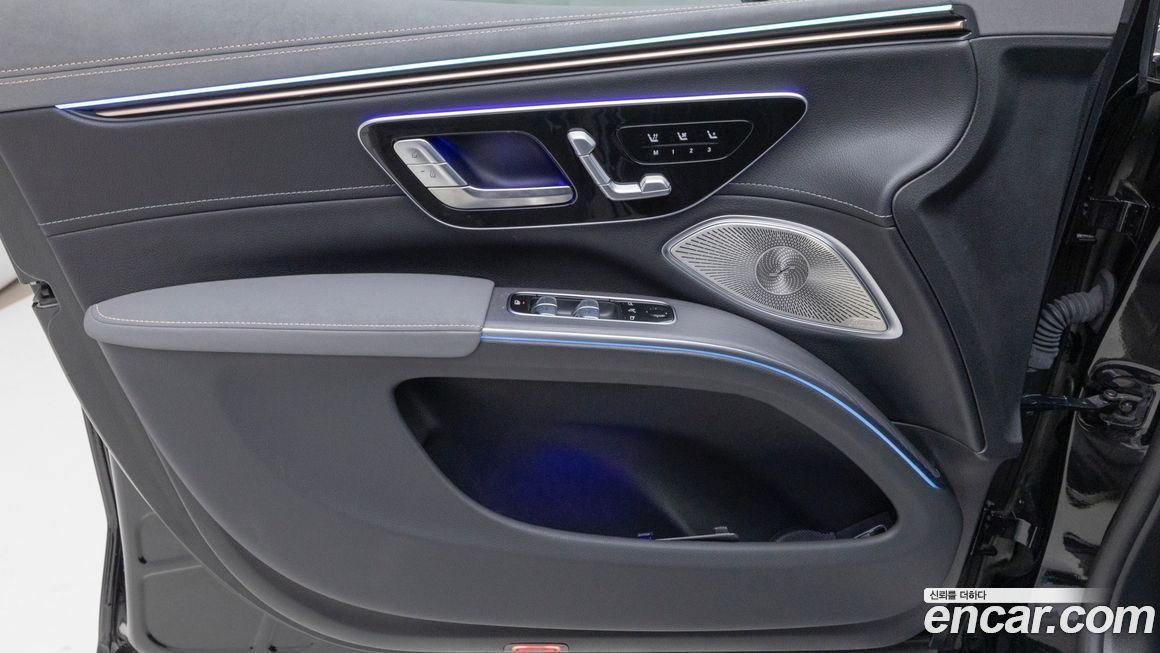 Mercedes-Benz EQS 2024