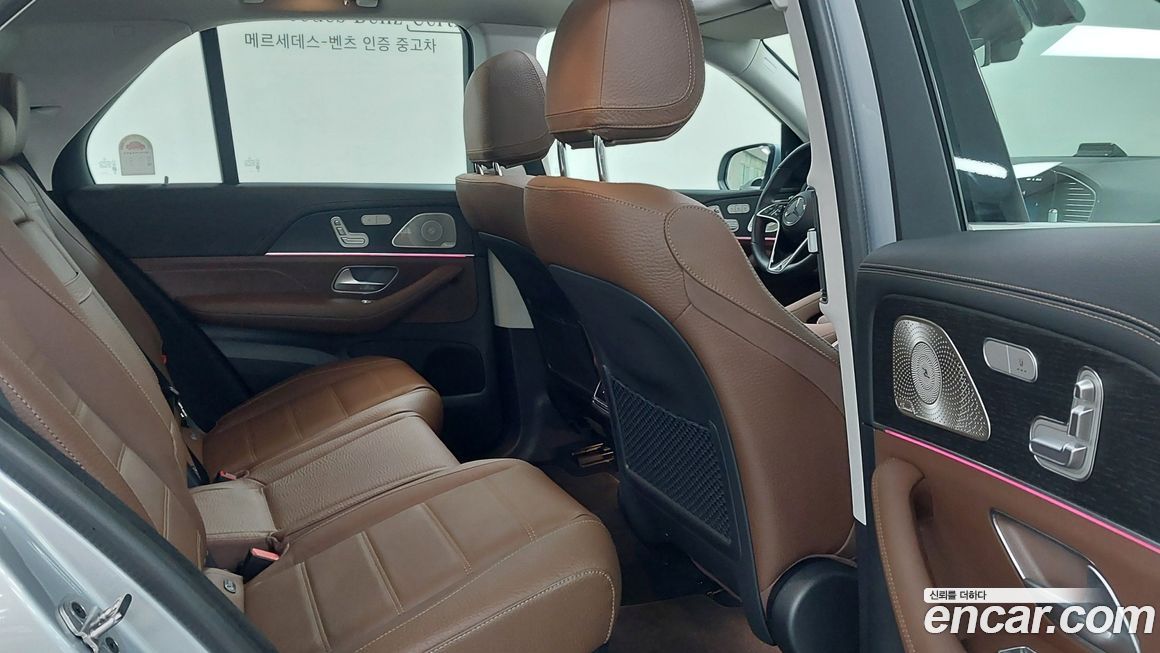 Mercedes-Benz GLE-Class 2025