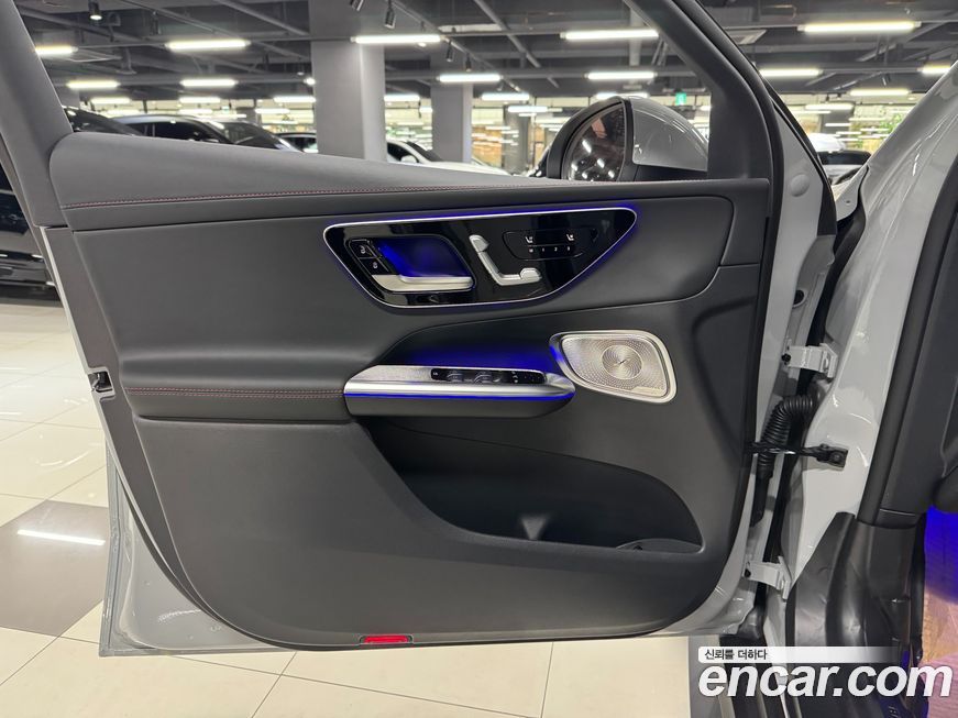 Mercedes-Benz GLC-Class 2026