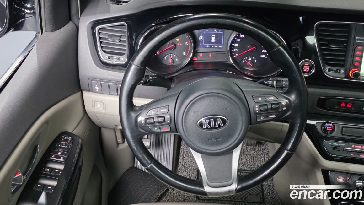 Kia Canival 2016
