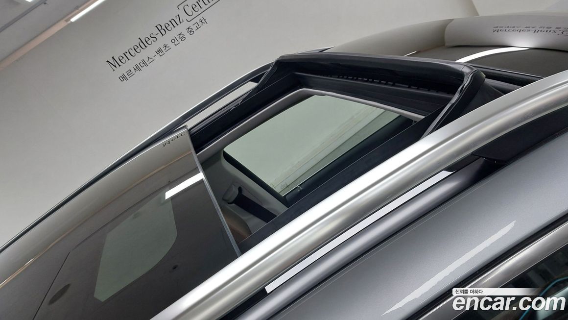 Mercedes-Benz GLE-Class 2025