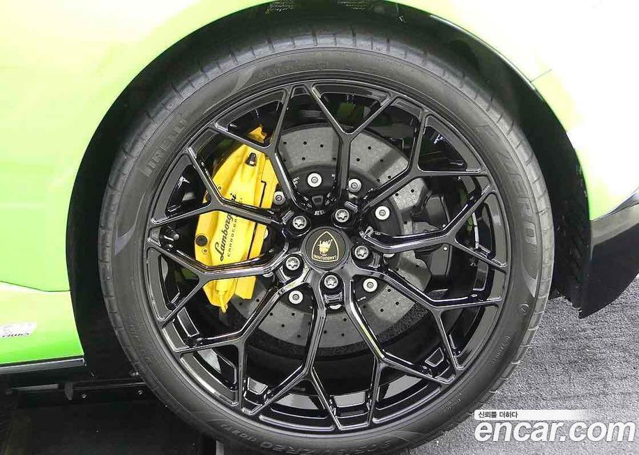 Lamborghini Huracan 2022