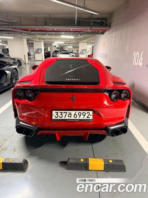 Ferrari 812 2020