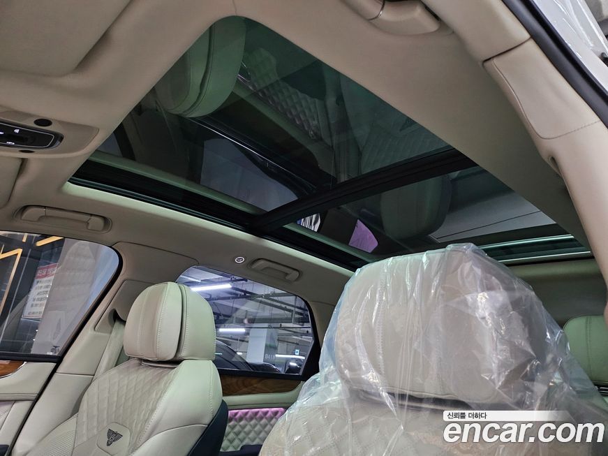 Bentley Bentayga 2021