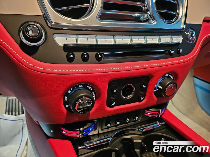 Rolls-Royce Dawn 2019