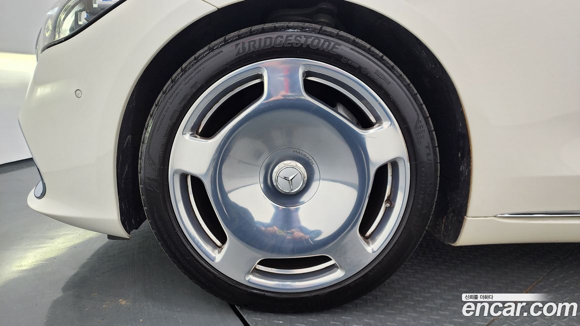 Mercedes-Benz S-Class 2022