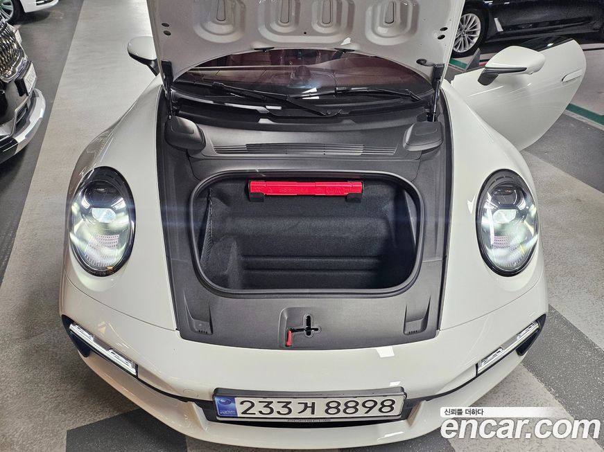 Porsche 911 2021
