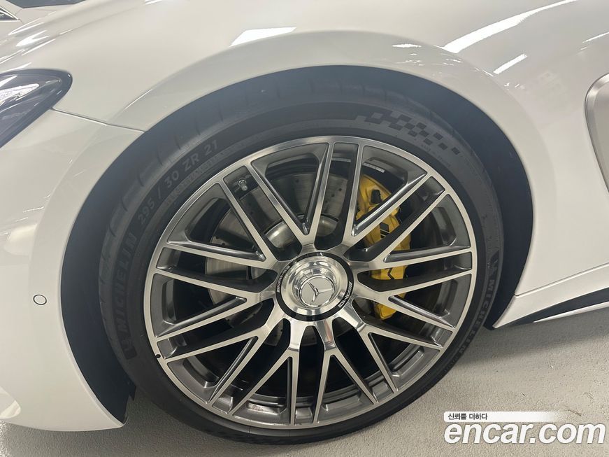 Mercedes-Benz AMG GT 2025