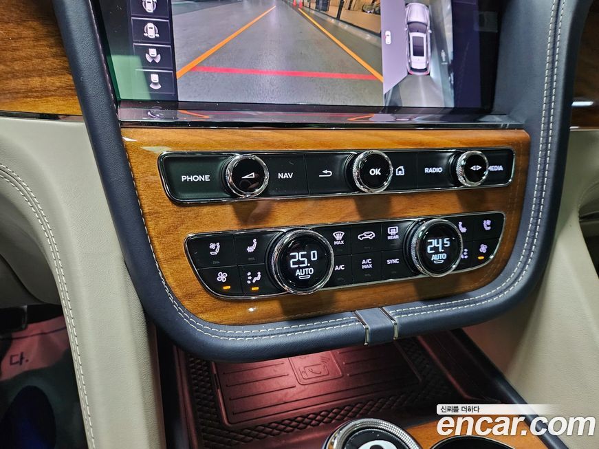 Bentley Bentayga 2021