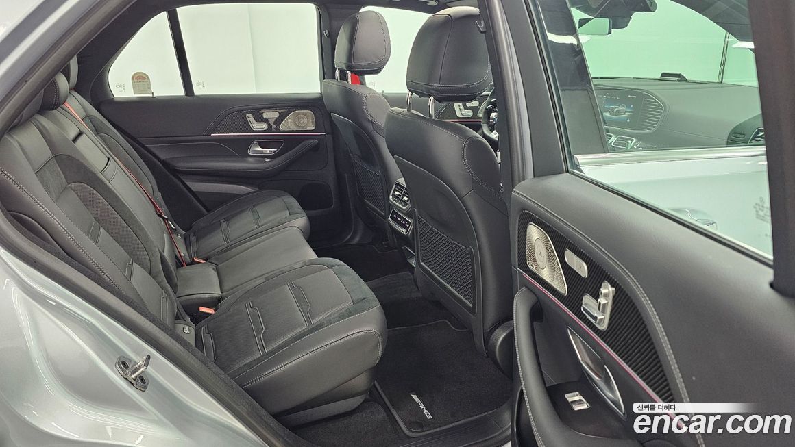 Mercedes-Benz GLE-Class 2025