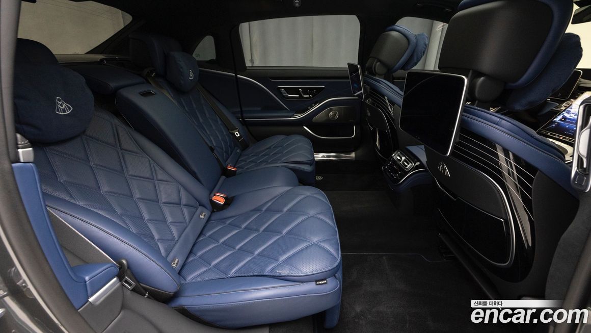 Mercedes-Benz S-Class 2024