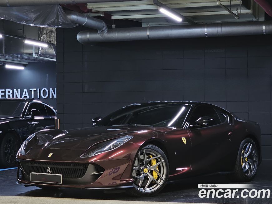 Ferrari 812 2020
