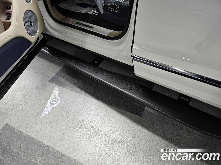 Bentley Bentayga 2021