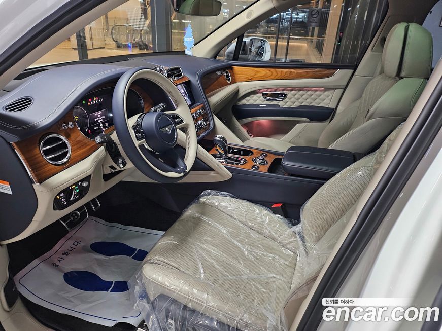 Bentley Bentayga 2021