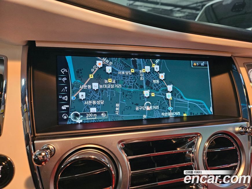 Rolls-Royce Dawn 2019