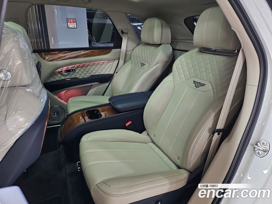 Bentley Bentayga 2021