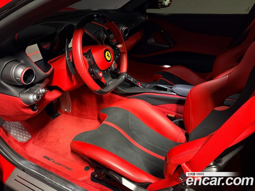 Ferrari 812 2020